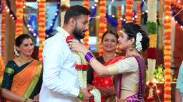 Watch Seetha Vallabha Season 1 Full Episode 537 16 Aug 2020 Online For Free On Jiocinema Com Seetha vallabha is an indian kannada language television drama that premiered on colors kannada on 18 june 2018. seetha vallabha series finale arya maithili renew their vows