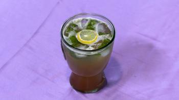 jiocinema - Lemon Mint Ice Tea and Aam Papad