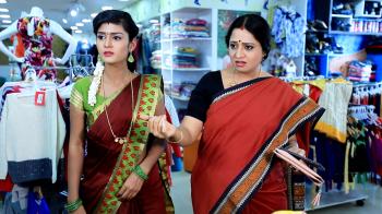 jiocinema - Vaidehi takes Shravani shopping