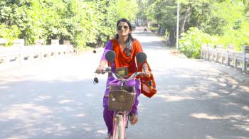jiocinema - Durga comes out as Saraswati