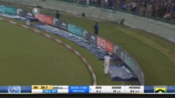 jiocinema - Kohli scores his first boundary!
