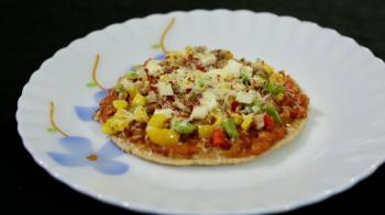 jiocinema - Veggie Desert and Bhakhri Pizza