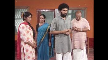 jiocinema - Ravi Shankar and his family lie to Gowri