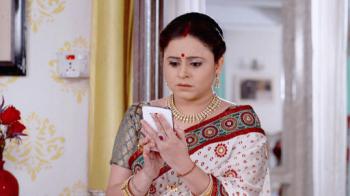 jiocinema - Saroj discovers Anjali's video
