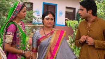 jiocinema - Anandi wants Akhiraj to be punished