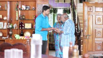 jiocinema - Rajeev questions his grandparents