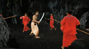 jiocinema - Ishaan fights Gurumata's disciples