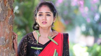 jiocinema - Geetha questions her relationship