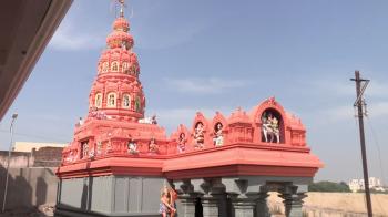 jiocinema - Alka's visit to Kashi Vishweshwar temple