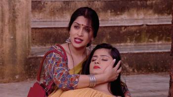 jiocinema - Simar comes to Anjali's rescue!