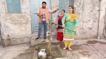 jiocinema - Hand pump challenge in Jamnagar