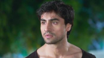 jiocinema - Will Aditya reveal his feelings for Zoya?