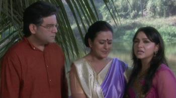 jiocinema - Lakshmi refuses to marry Madhavan!