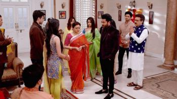 jiocinema - Anjali accuses Saroj of practising black magic