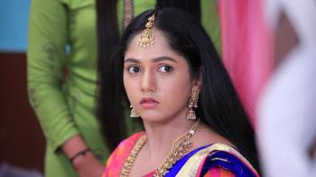 jiocinema - Geetha learns of Sreenivas' plan