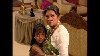 jiocinema - Jogi Thakur realizes Tapasya's grandma is playing evil