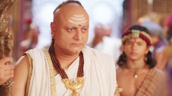 jiocinema - Chanakya stops Sushim's coronation