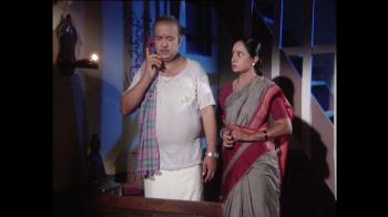 jiocinema - Ravi Shankar's father gets a threat call