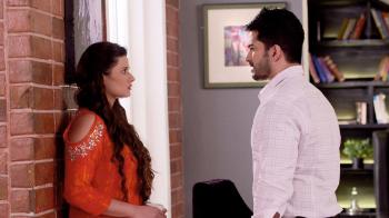 jiocinema - Abhishek confronts Anuja