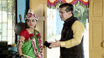 jiocinema - Ishwari comes to know about Aarav leaving India