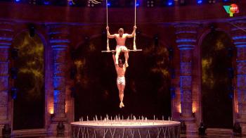 jiocinema - A daring trapeze act!