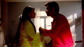 jiocinema - Tanu and Rishi recognize each other