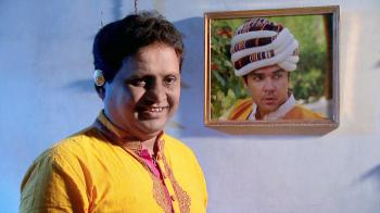 jiocinema - Chatur vows to end the Sarpanch's reign!