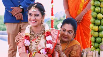 jiocinema - Bhuvi-Harsha finish their nuptials