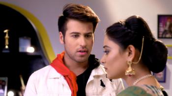 jiocinema - Aparna learns Ahaan's truth