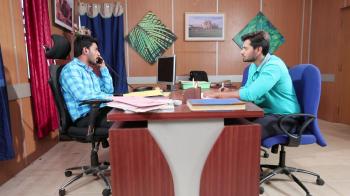 jiocinema - Dhruva's behaviour makes Rajeev wary