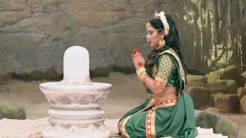 jiocinema - Manasa prays to Shiva