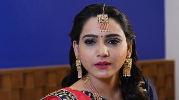 jiocinema - Priyanka boasts about handling situation