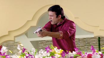jiocinema - Naman tries to  kill Dhruv!