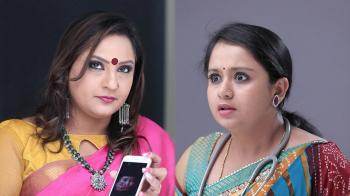 jiocinema - Sitara Devi blackmails Dr Sneha