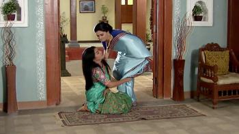 jiocinema - Aaisaheb throws Saraswati out of the house