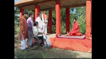 jiocinema - Parinitha's family meets Vidyadhar
