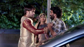 jiocinema - Arun goes to save Soumya