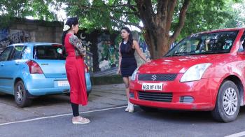 jiocinema - Sonu threatens to run Geetha over!