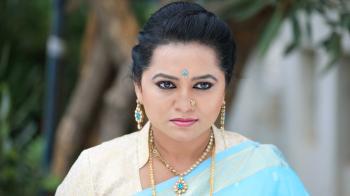 jiocinema - Aayi is enraged by Shruthi's actions