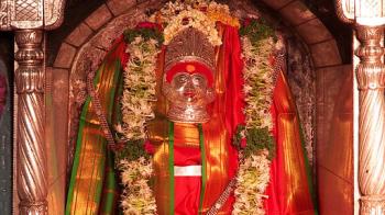 jiocinema - Mandhardevi Kalubai temple