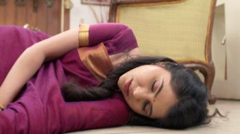 jiocinema - Radha falls unconscious