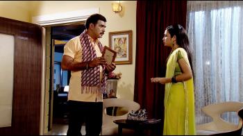 jiocinema - Raghu finds proof against Satyajit and Sayli