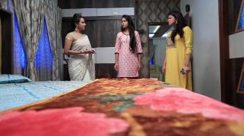 jiocinema - Maya confronts Chandrika