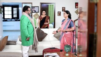 jiocinema - Jayanthi threatens to move out