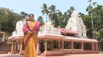 jiocinema - Alka visits Shree Devi Ghumdai Mandir