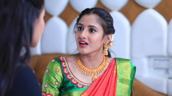 jiocinema - Bhuvi informs Suchi about Rachel