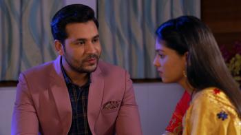jiocinema - Shubh tells Raashi to go on a trip