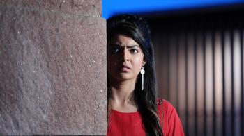 jiocinema - Anvitha secretly monitors Sitara Devi
