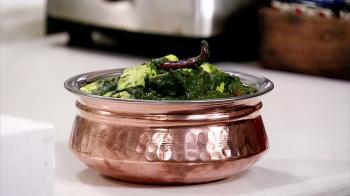 jiocinema - Varun Inamdar's 'Oven Cooked Palak Paneer'