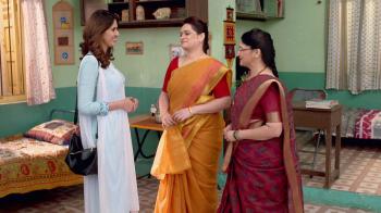jiocinema - Priya visits the Nimbalkars